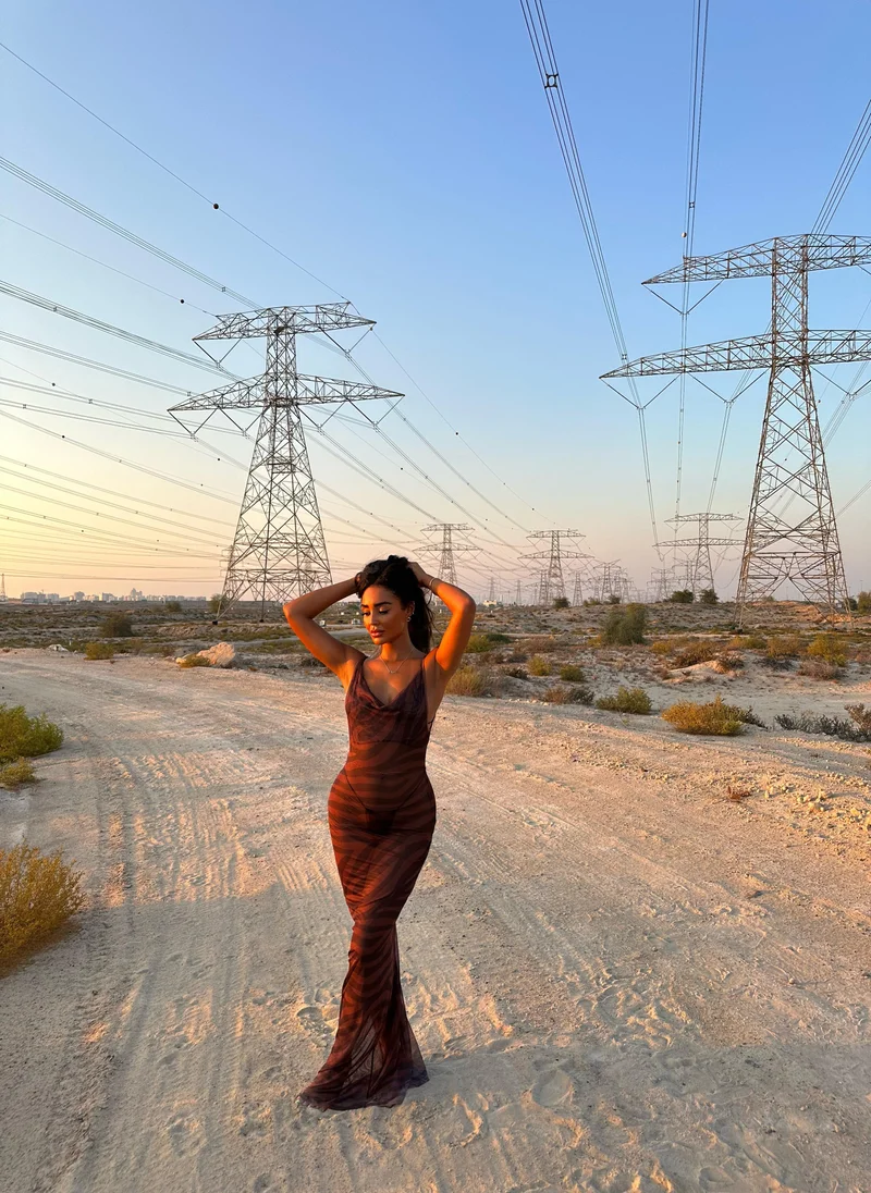 سكوربيورايزينغ فستان ماكسي شبكي لا ميوز من زيبرا